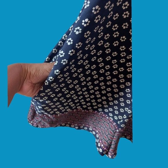 I Joan Navy & Red Floral Print Romper  I Joan Navy& Red Size Small - Picture 8 of 12